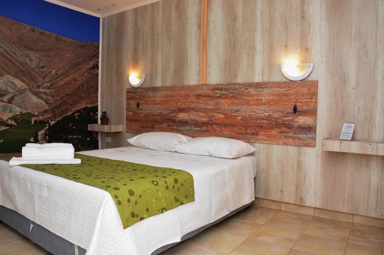 Hostal Valle Mistral Ла-Серена Екстер'єр фото