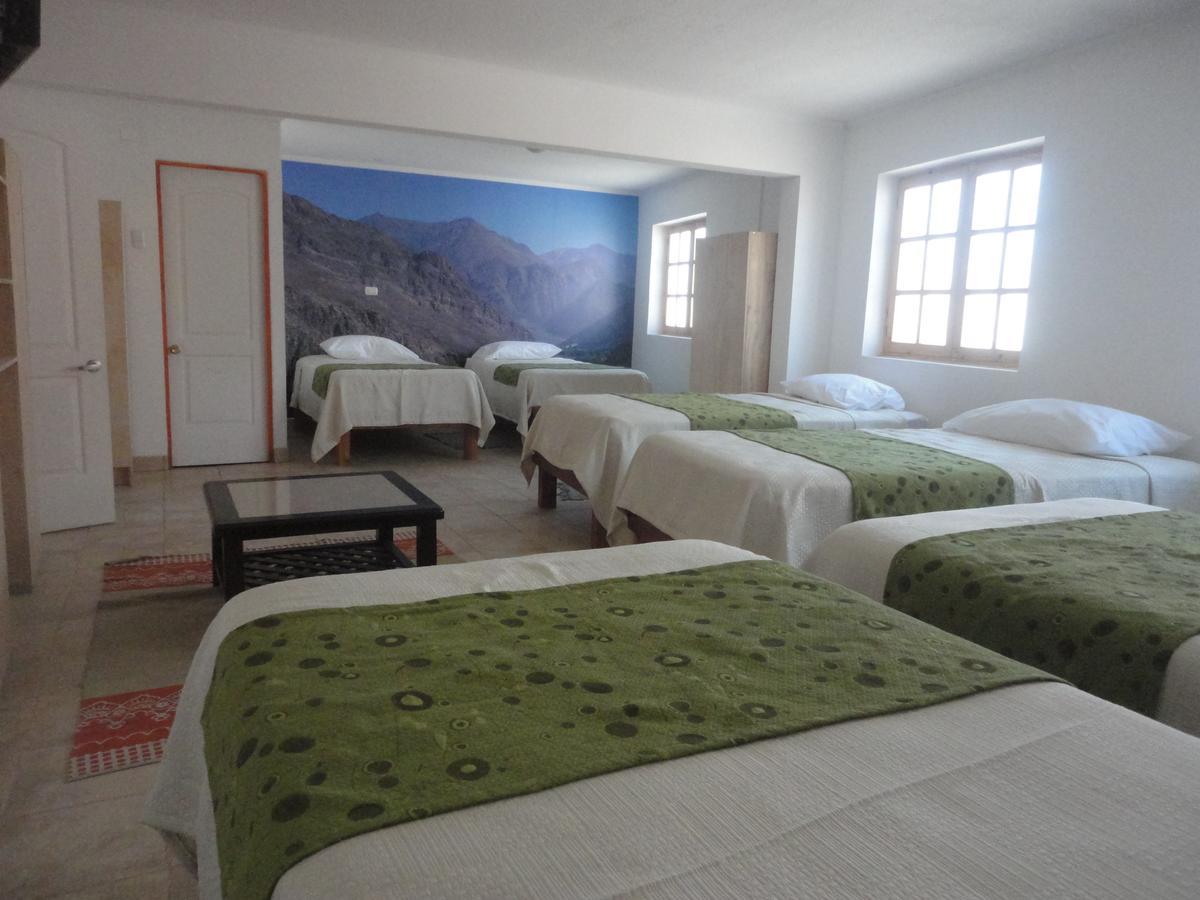 Hostal Valle Mistral Ла-Серена Екстер'єр фото